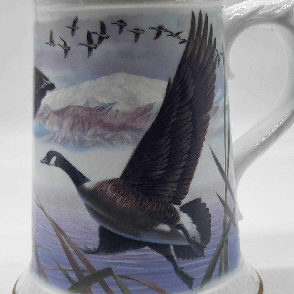 "Canada Goose" Stein By Ken Michaelsen 1983 Franklin Porcelain Limited Edition - Picture 3 of 10